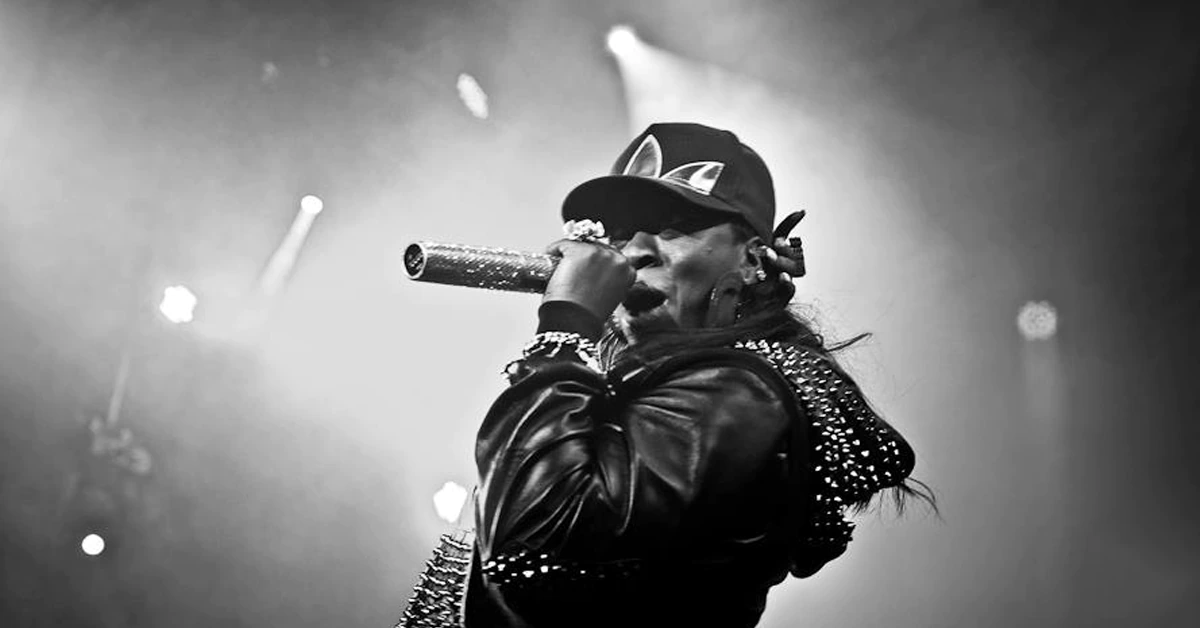 Missy Elliott Back2Black